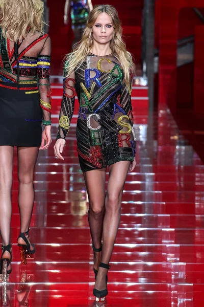 Look 52